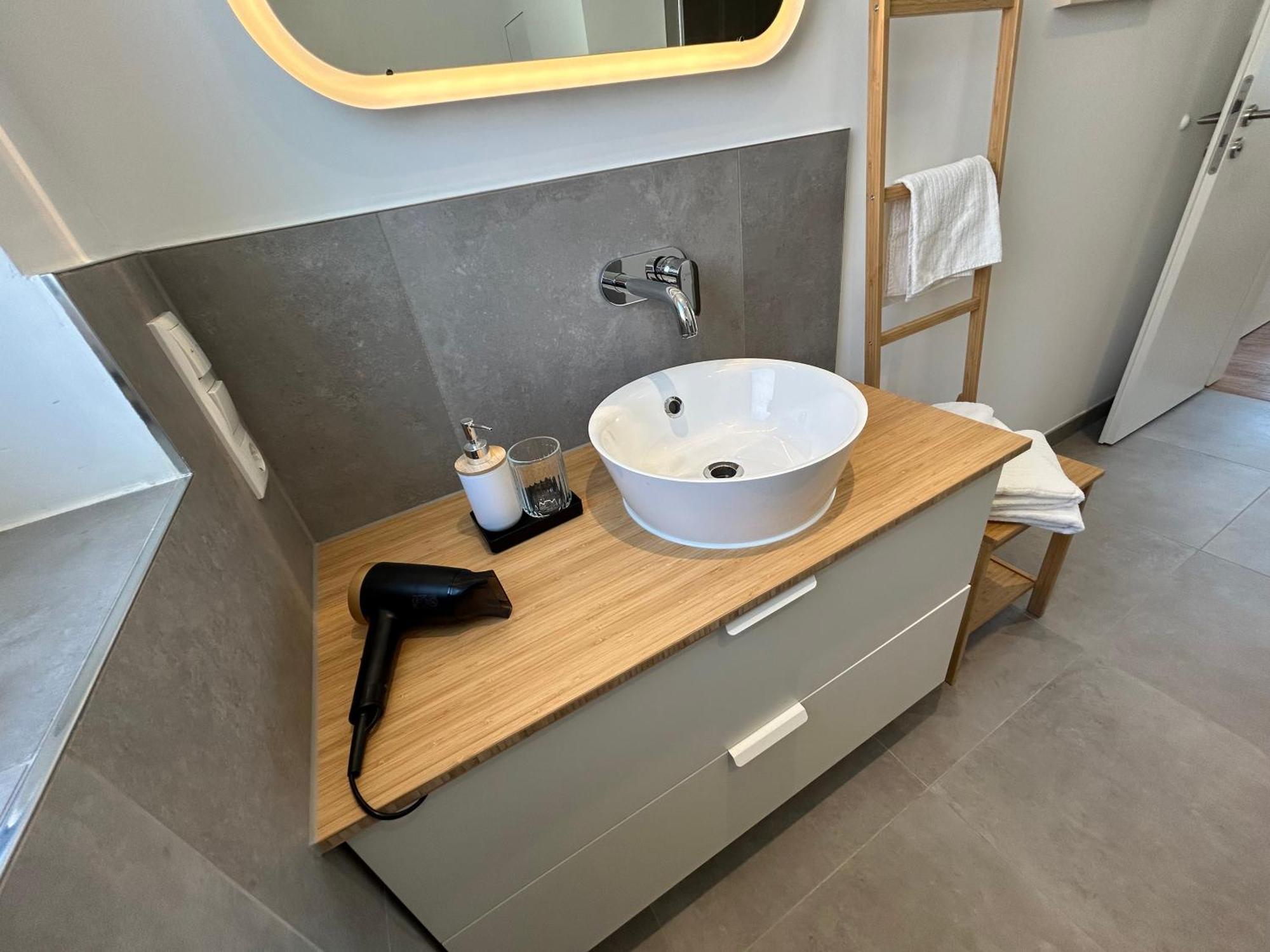 Neues Trendy Dachgeschossloft Lägenhet Hannover Exteriör bild